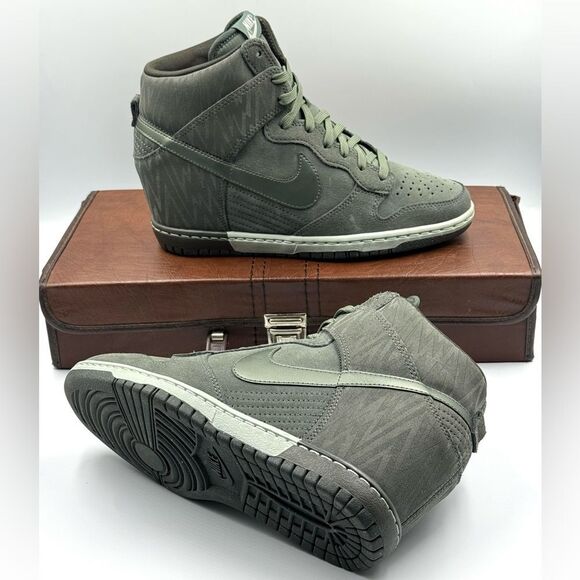 Wmns Nike Dunk Sky High Print - Picture 1 of 10